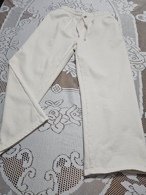 PrettyLittleThing Cream Wide Leg Pants